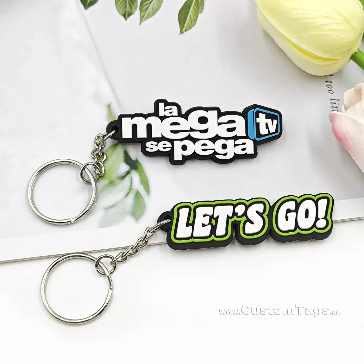 with keychain silicone labels