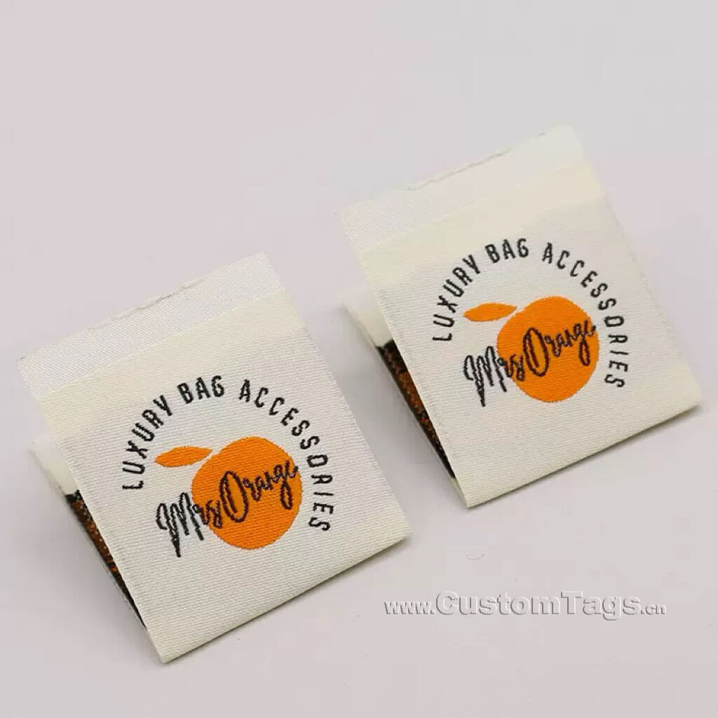 neck tags
