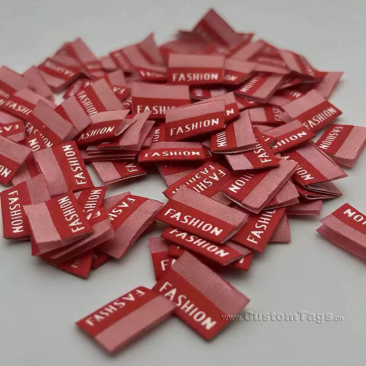 neck tags