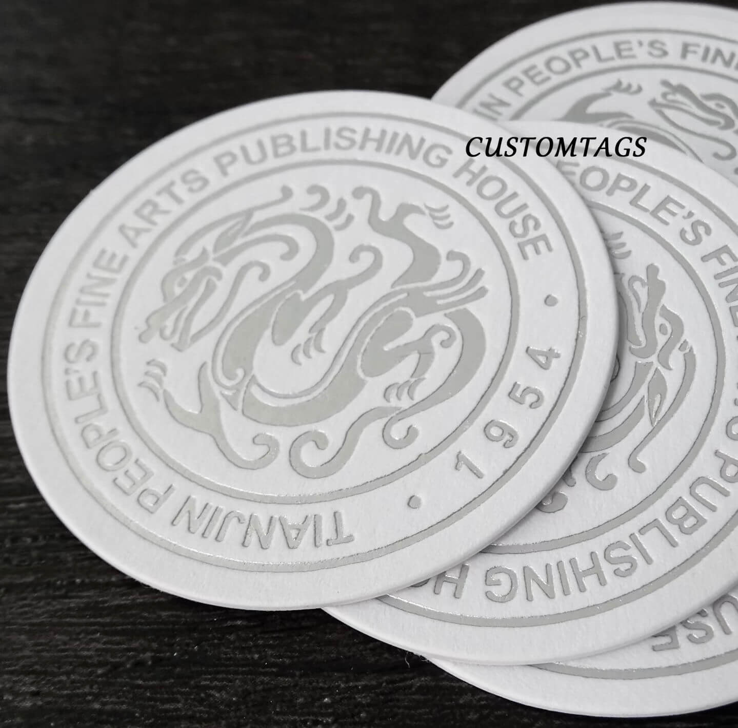 round hang tags