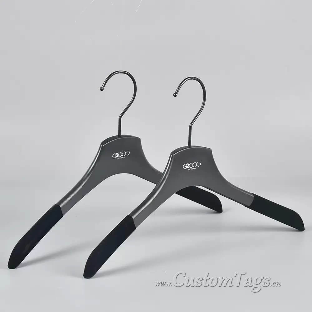 velvet hangers