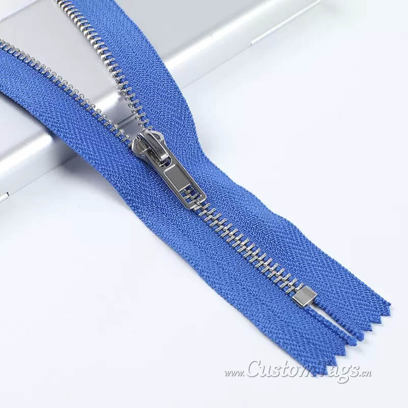 zippers
